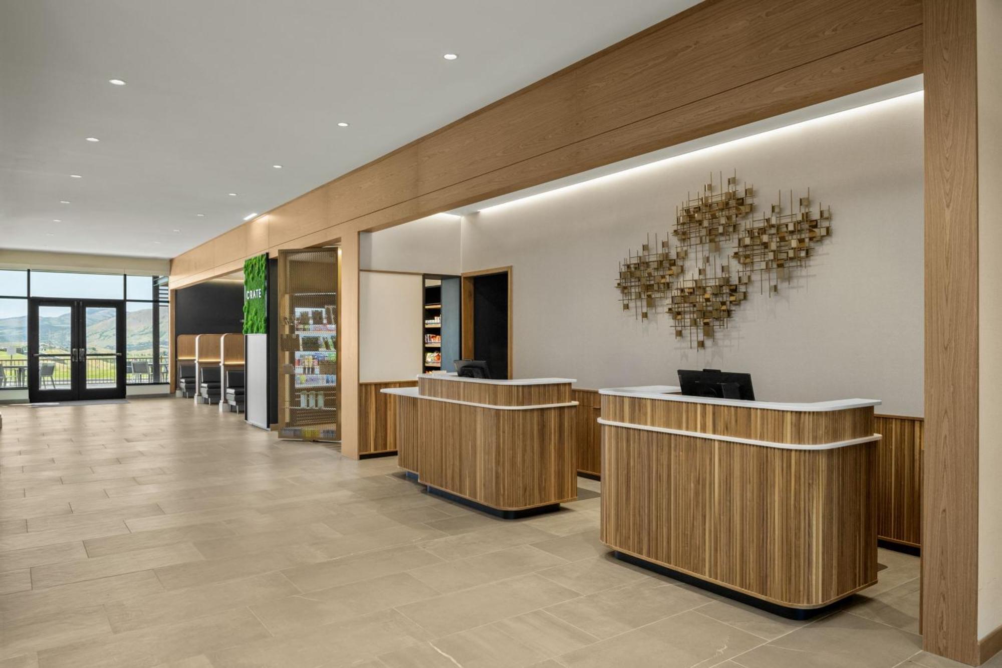 فندق Courtyard By Marriott بوكاتيلو المظهر الخارجي الصورة